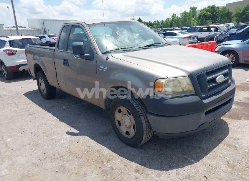 2006 Ford F-150 STX/XL/XLT (VIN 1FTRF12276NB69051) main photo