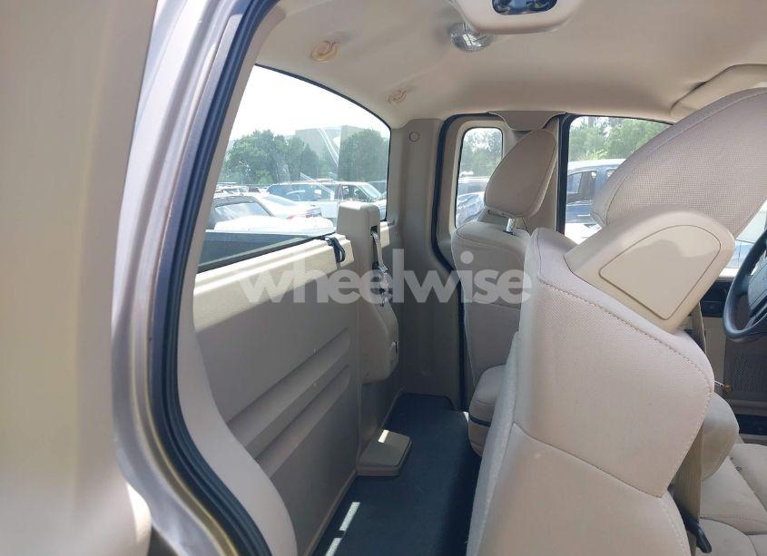 Photo 8 of 2006 Ford F-150 STX/XL/XLT (VIN 1FTRF12276NB69051)