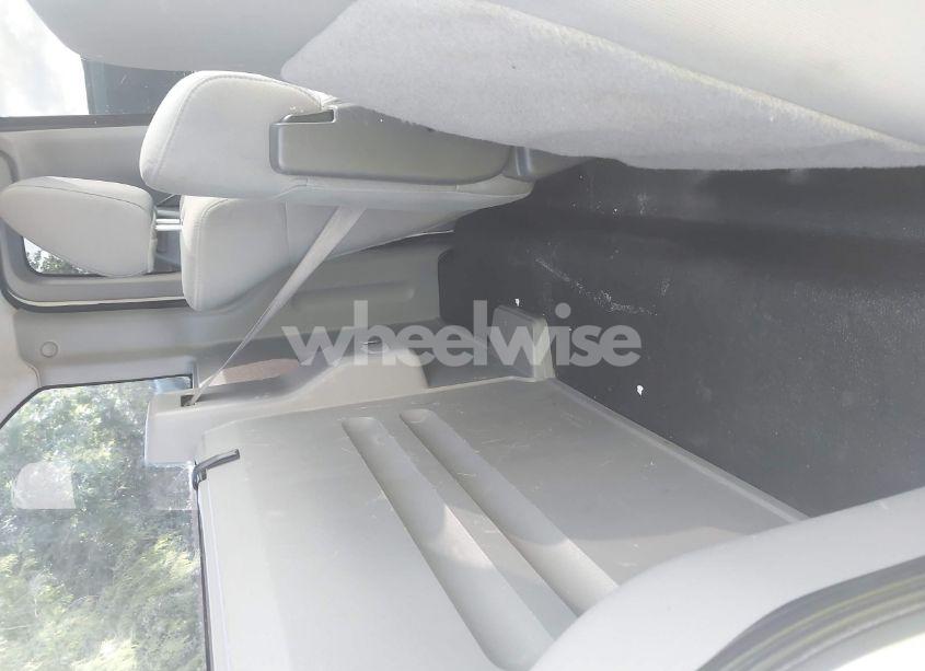 Photo 8 of 2007 Ford F-150 STX/XL/XLT (VIN 1FTRF12277KD12860)