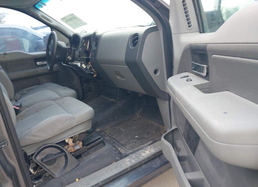 Photo 5 of 2007 Ford F-150 STX/XL/XLT (VIN 1FTRF12277NA48165)