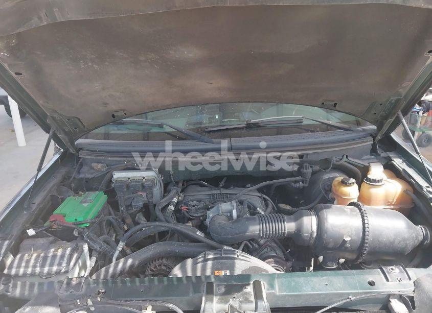 Photo 10 of 2008 Ford F-150 STX/XL/XLT (VIN 1FTRF12278KC57747)