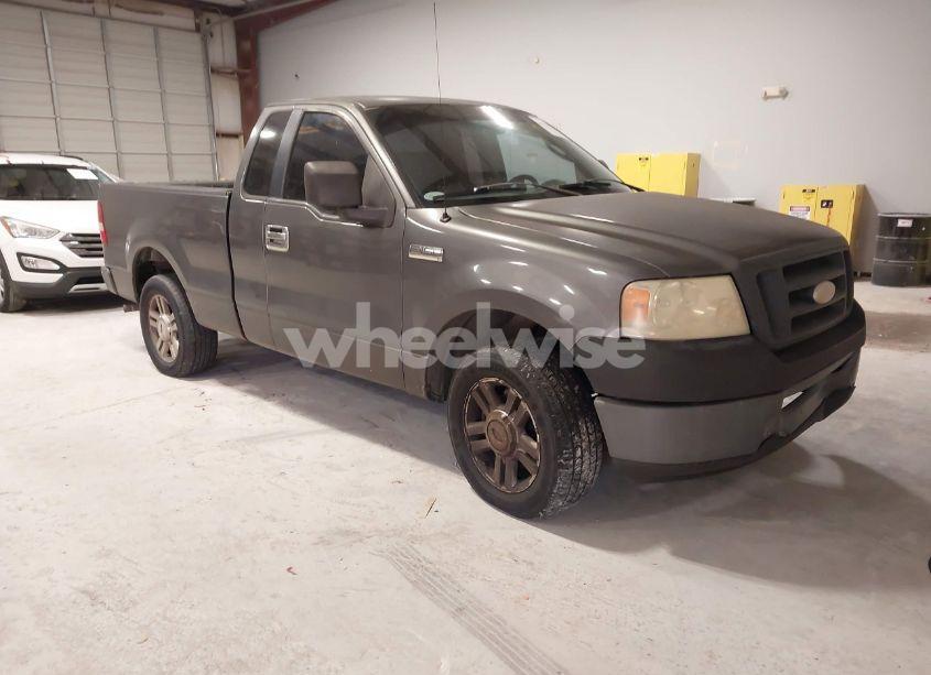 2006 Ford F-150 STX/XL/XLT (VIN 1FTRF12286NB81354) main photo