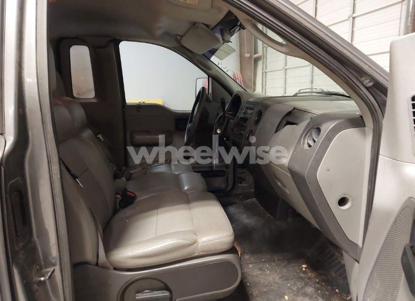 Photo 5 of 2006 Ford F-150 STX/XL/XLT (VIN 1FTRF12286NB81354)