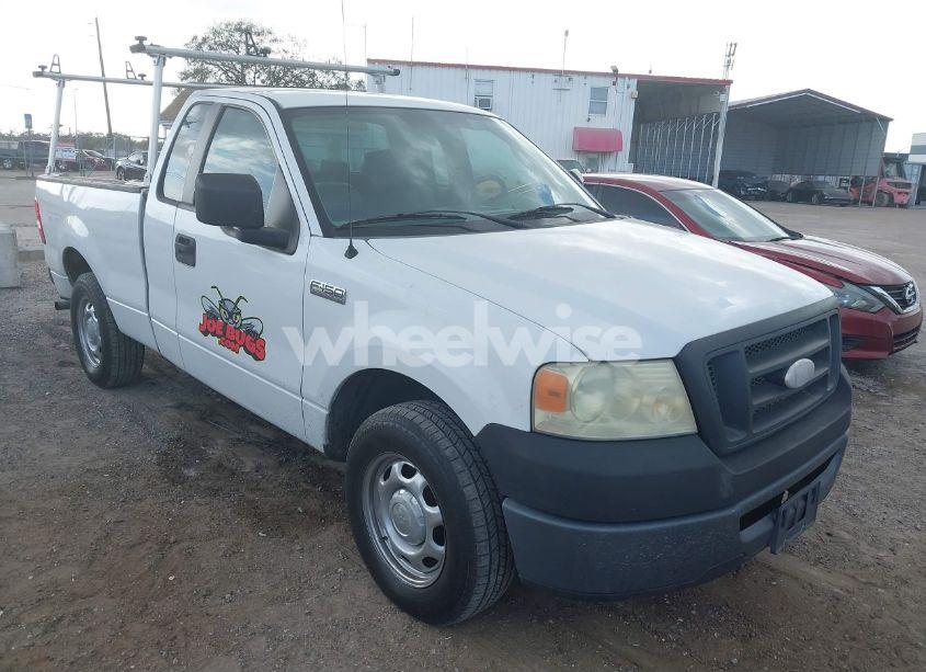 2007 Ford F-150 STX/XL/XLT (VIN 1FTRF12287NA04448) main photo