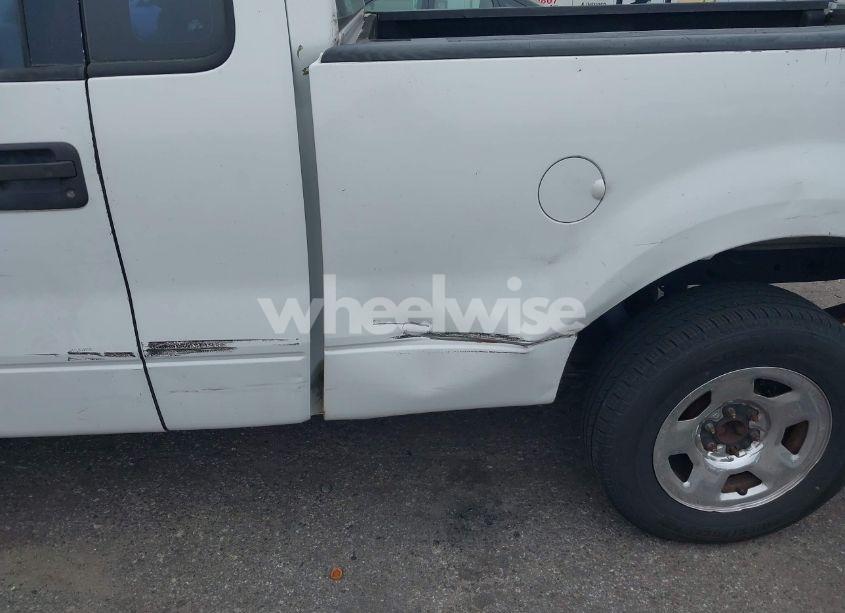 Photo 6 of 2006 Ford F-150 STX/XL/XLT (VIN 1FTRF12296NB32289)