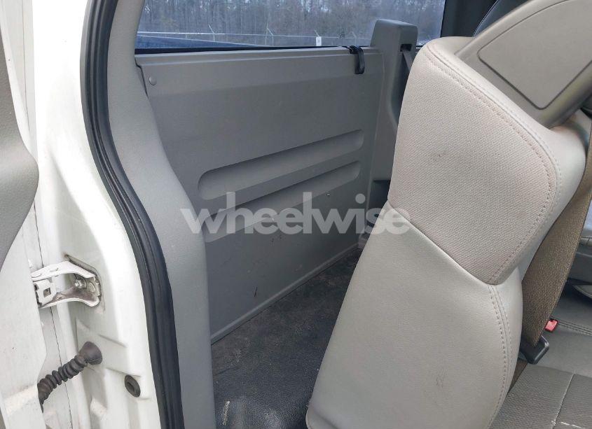 Photo 8 of 2006 Ford F-150 STX/XL/XLT (VIN 1FTRF12296NB32289)