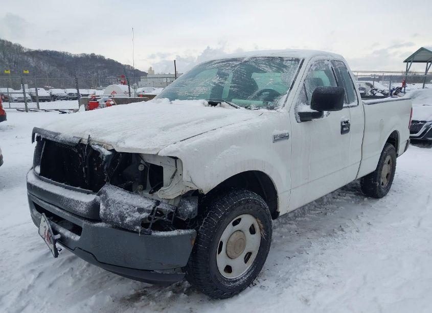 Photo 2 of 2007 Ford F-150 STX/XL/XLT (VIN 1FTRF12297KC91879)