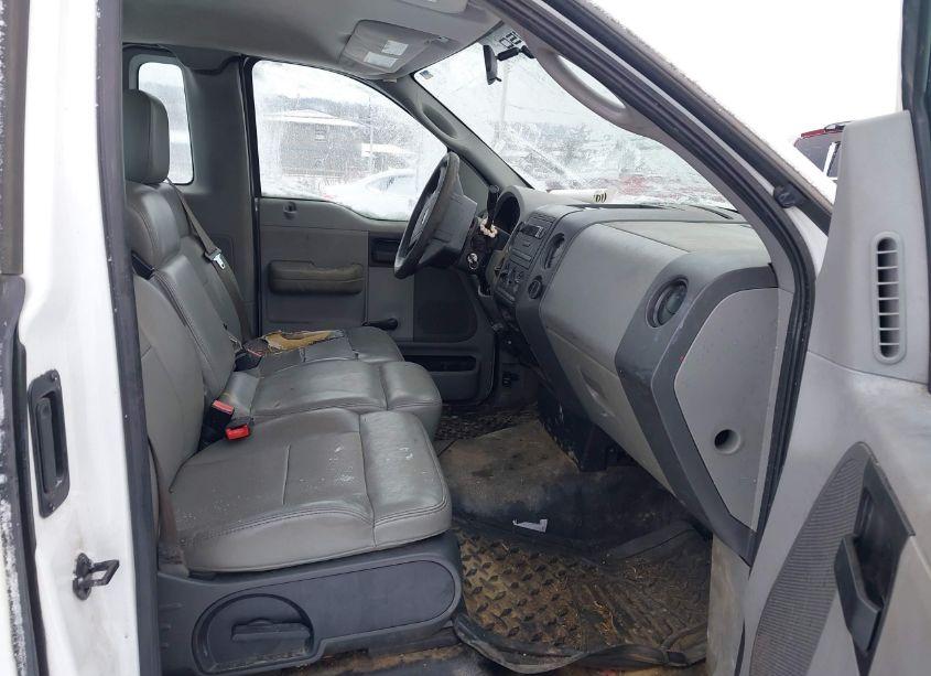 Photo 5 of 2007 Ford F-150 STX/XL/XLT (VIN 1FTRF12297KC91879)