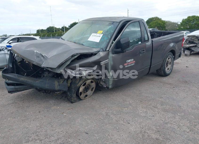 Photo 2 of 2007 Ford F-150 STX/XL/XLT (VIN 1FTRF12297KD61137)