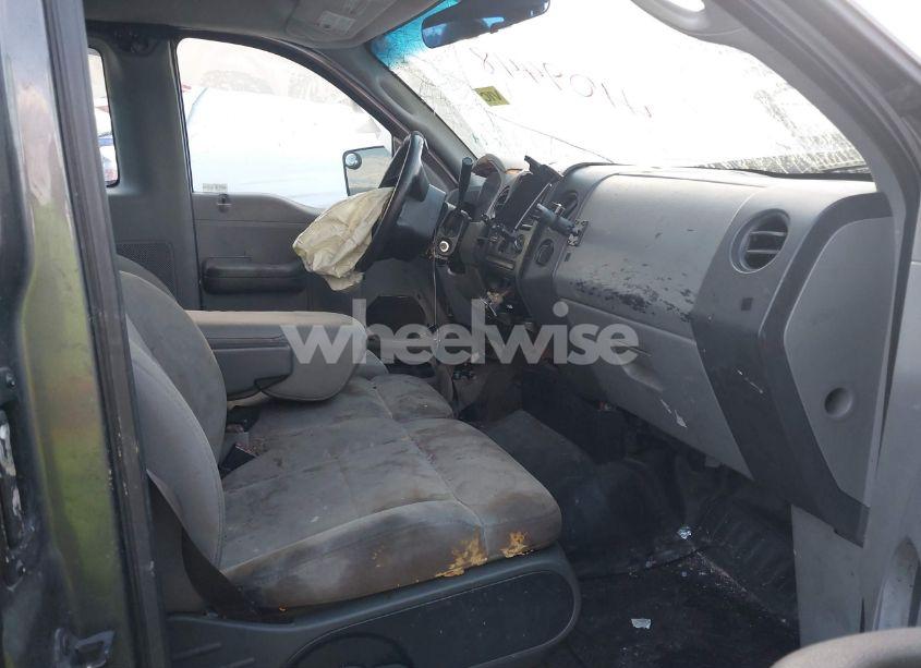 Photo 5 of 2007 Ford F-150 STX/XL/XLT (VIN 1FTRF12297KD61137)