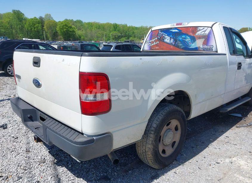 Photo 4 of 2007 Ford F-150 STX/XL/XLT (VIN 1FTRF12297NA14504)