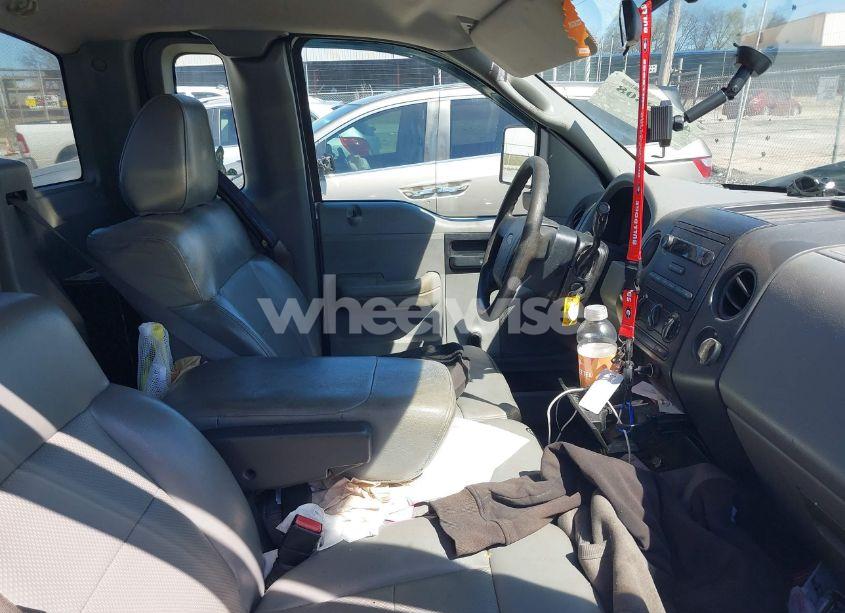 Photo 5 of 2007 Ford F-150 STX/XL/XLT (VIN 1FTRF12297NA14504)