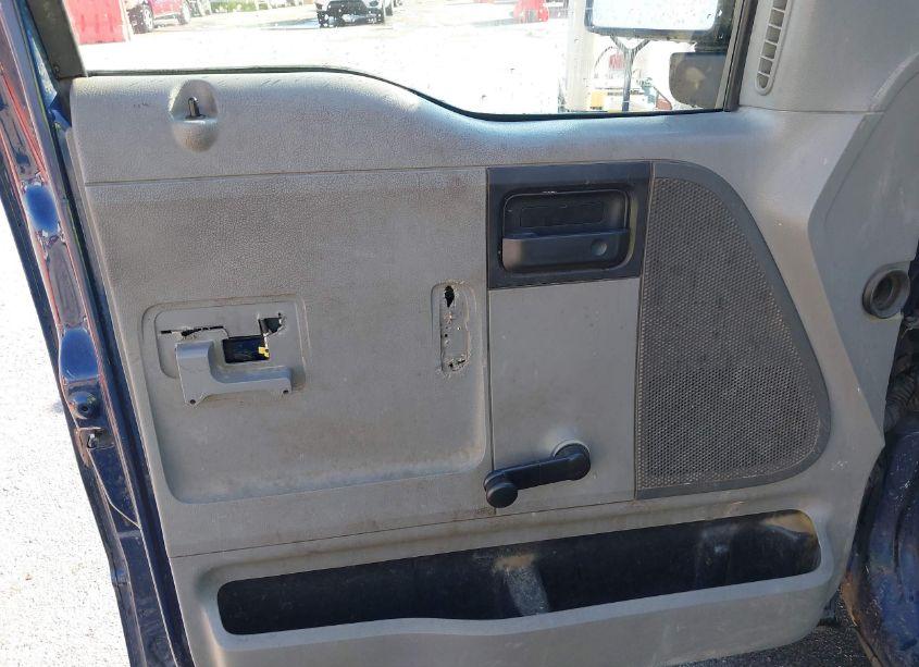 Photo 16 of 2007 Ford F-150 STX/XL/XLT (VIN 1FTRF12297NA19542)