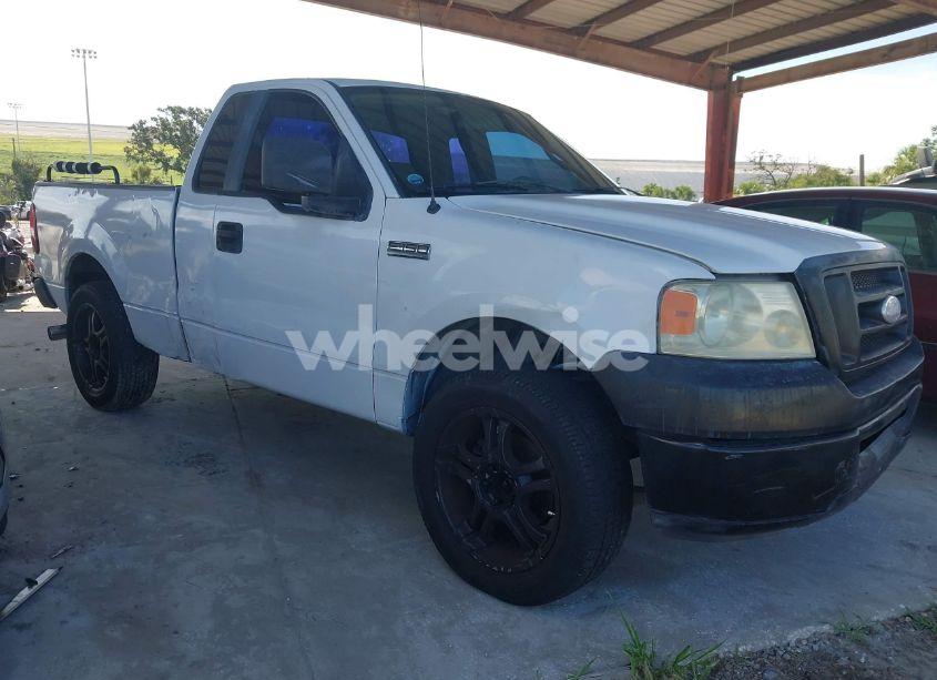 2007 Ford F-150 STX/XL/XLT (VIN 1FTRF12297NA25759) main photo