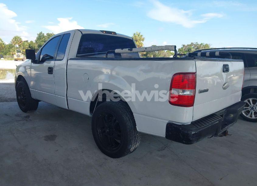 Photo 3 of 2007 Ford F-150 STX/XL/XLT (VIN 1FTRF12297NA25759)