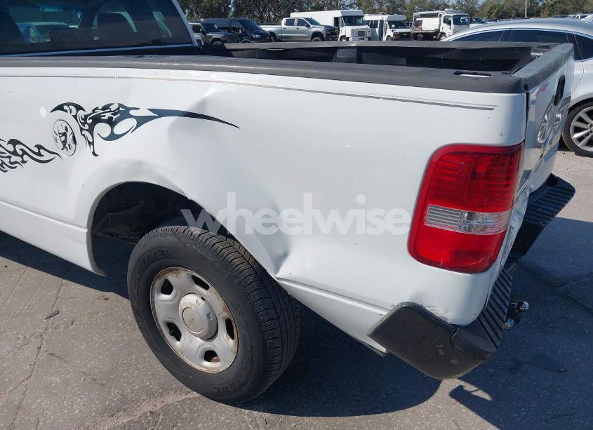 Photo 12 of 2007 Ford F-150 STX/XL/XLT (VIN 1FTRF12297NA36471)