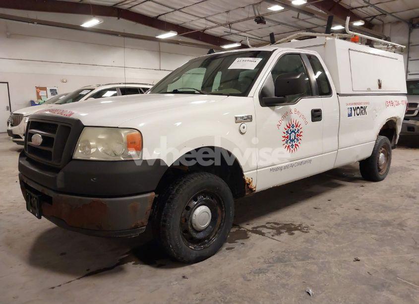 Photo 2 of 2008 Ford F-150 STX/XL/XLT (VIN 1FTRF12298KC52632)