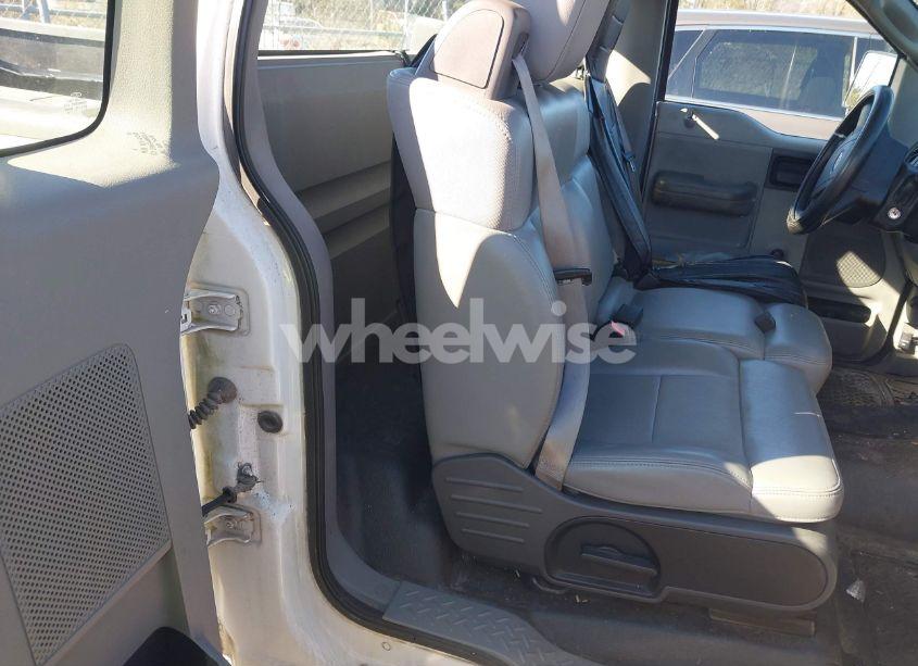 Photo 8 of 2005 Ford F150 N/A (VIN 1FTRF122X5NC02333)