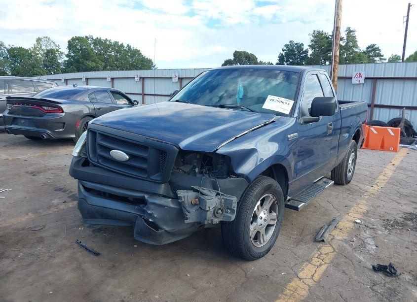 Photo 2 of 2006 Ford F-150 STX/XL/XLT (VIN 1FTRF122X6NB65110)