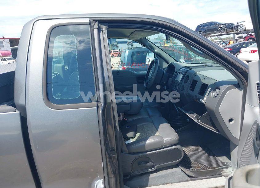 Photo 5 of 2006 Ford F-150 STX/XL/XLT (VIN 1FTRF122X6NB71991)