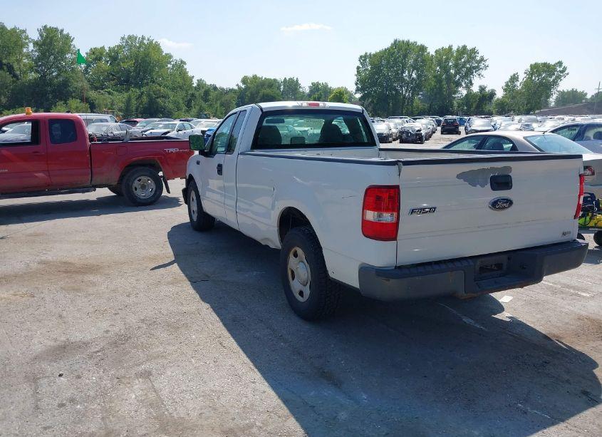 Photo 3 of 2007 Ford F-150 XLT/STX/XL (VIN 1FTRF122X7KB30926)