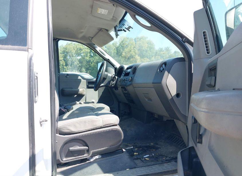 Photo 5 of 2007 Ford F-150 XLT/STX/XL (VIN 1FTRF122X7KB30926)