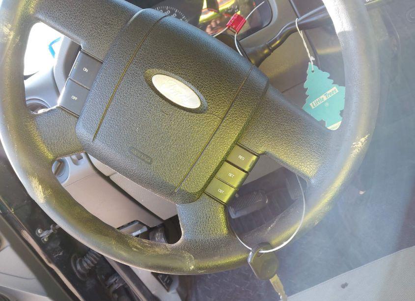 Photo 11 of 2007 Ford F-150 STX/XL/XLT (VIN 1FTRF122X7KC15555)