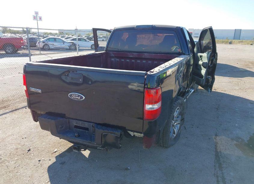 Photo 4 of 2007 Ford F-150 STX/XL/XLT (VIN 1FTRF122X7KC15555)