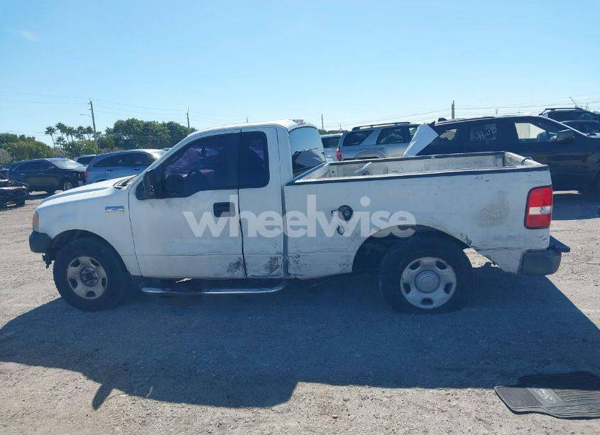 Photo 14 of 2007 Ford F-150 STX/XL/XLT (VIN 1FTRF122X7NA45003)