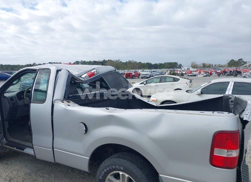 Photo 12 of 2005 Ford F-150 XL/XLT (VIN 1FTRF12575NB08596)