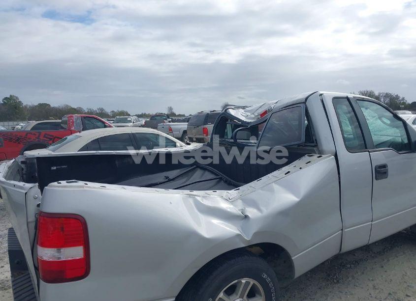 Photo 6 of 2005 Ford F-150 XL/XLT (VIN 1FTRF12575NB08596)