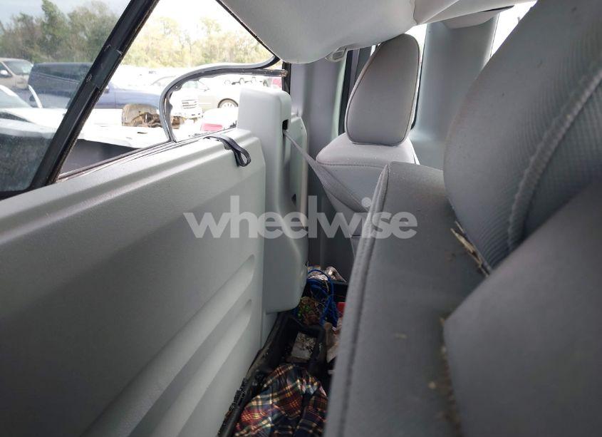 Photo 8 of 2005 Ford F-150 XL/XLT (VIN 1FTRF12575NB08596)