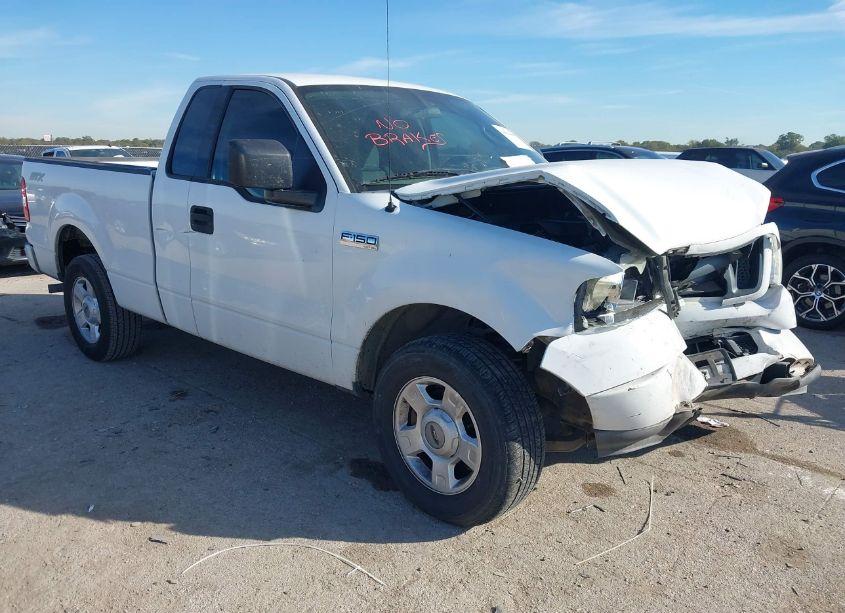 2004 Ford F-150 STX/XL/XLT (VIN 1FTRF12W04NA56350) main photo
