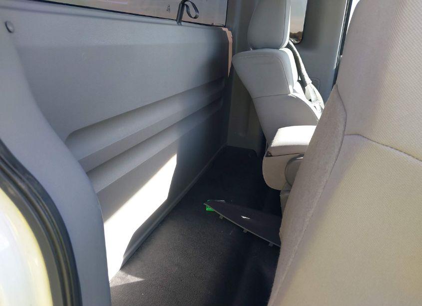 Photo 8 of 2004 Ford F-150 STX/XL/XLT (VIN 1FTRF12W04NA56350)