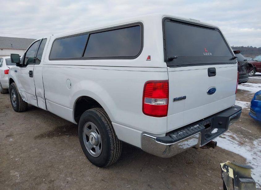 Photo 3 of 2004 Ford F-150 STX/XL/XLT (VIN 1FTRF12W04NC50425)