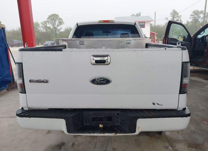 Photo 16 of 2005 Ford F-150 STX/XL/XLT (VIN 1FTRF12W05KC02703)