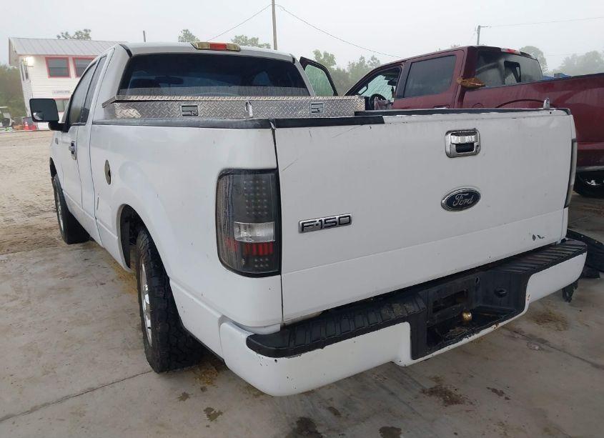 Photo 3 of 2005 Ford F-150 STX/XL/XLT (VIN 1FTRF12W05KC02703)