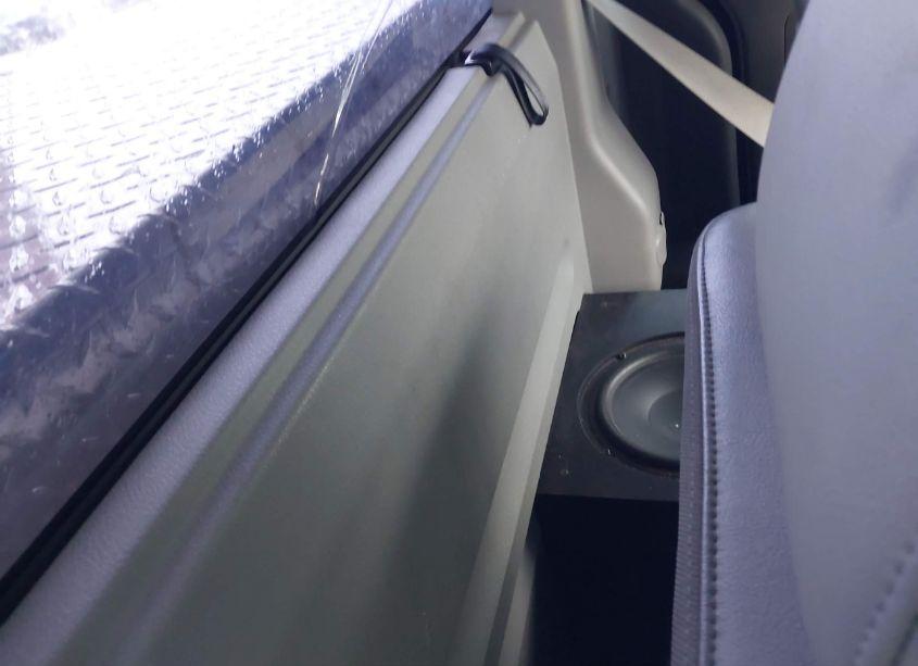 Photo 8 of 2005 Ford F-150 STX/XL/XLT (VIN 1FTRF12W05KC02703)