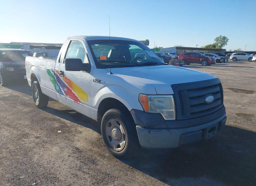 2009 Ford F-150 STX/XL/XLT (VIN 1FTRF12W09KA94668) main photo