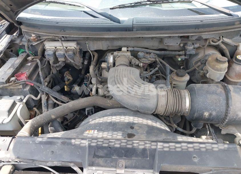 Photo 10 of 2005 Ford F-150 STX/XL/XLT (VIN 1FTRF12W15KB89802)