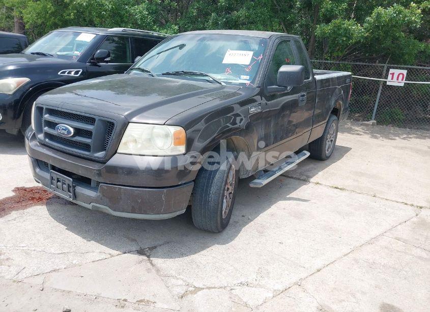 Photo 2 of 2005 Ford F-150 STX/XL/XLT (VIN 1FTRF12W15KB89802)