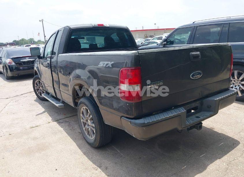 Photo 3 of 2005 Ford F-150 STX/XL/XLT (VIN 1FTRF12W15KB89802)