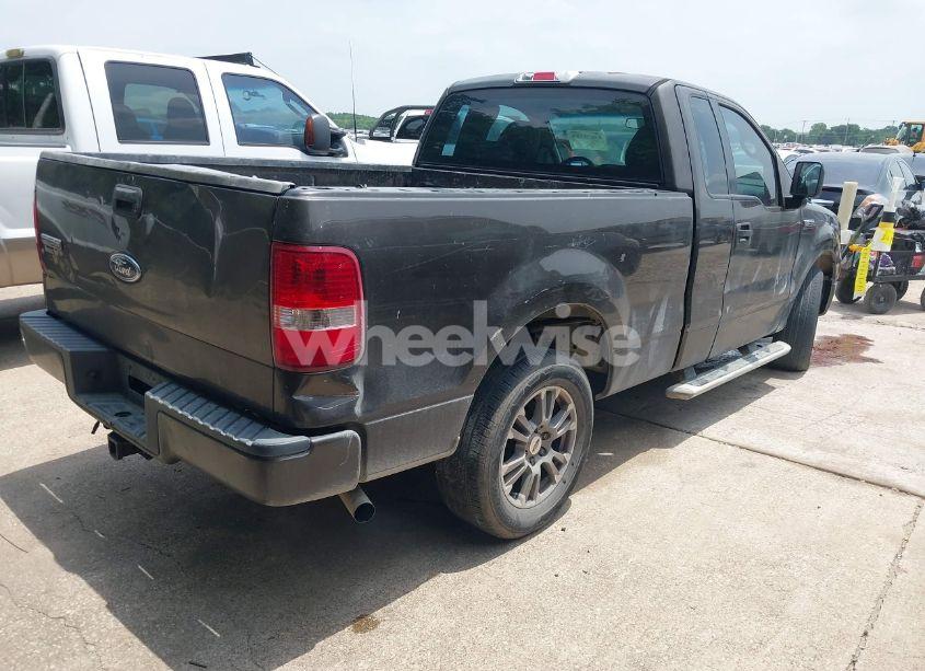 Photo 4 of 2005 Ford F-150 STX/XL/XLT (VIN 1FTRF12W15KB89802)