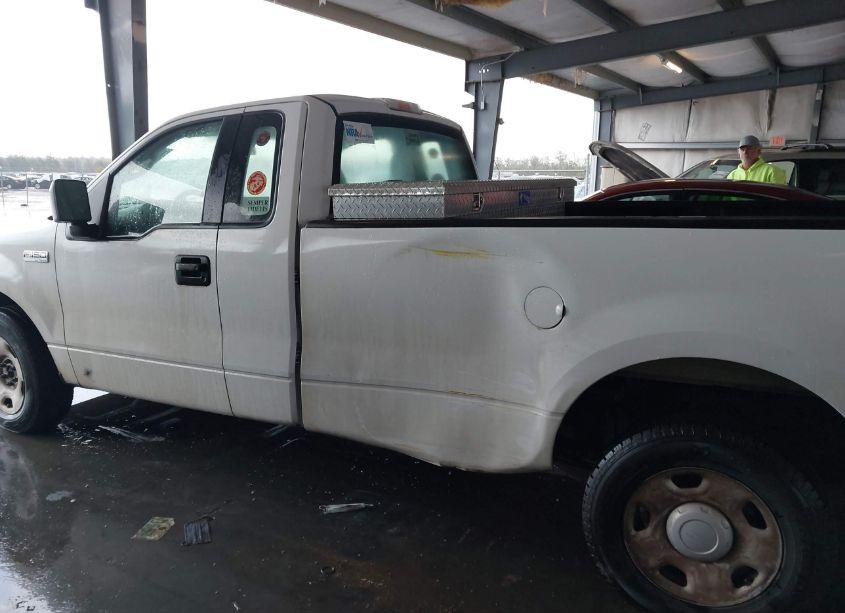 Photo 15 of 2005 Ford F-150 STX/XL/XLT (VIN 1FTRF12W15NB24088)