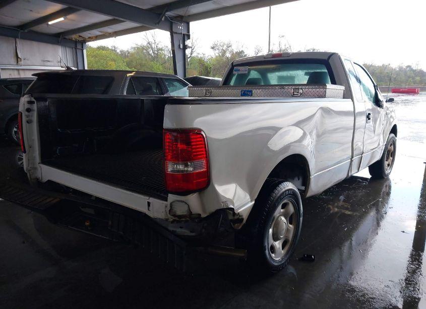 Photo 4 of 2005 Ford F-150 STX/XL/XLT (VIN 1FTRF12W15NB24088)