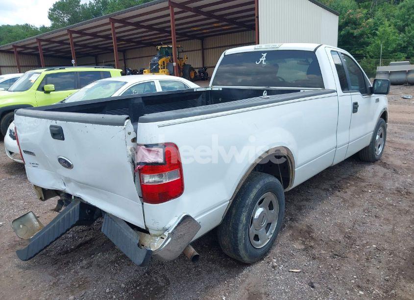 Photo 4 of 2007 Ford F-150 STX/XL/XLT (VIN 1FTRF12W17NA74098)