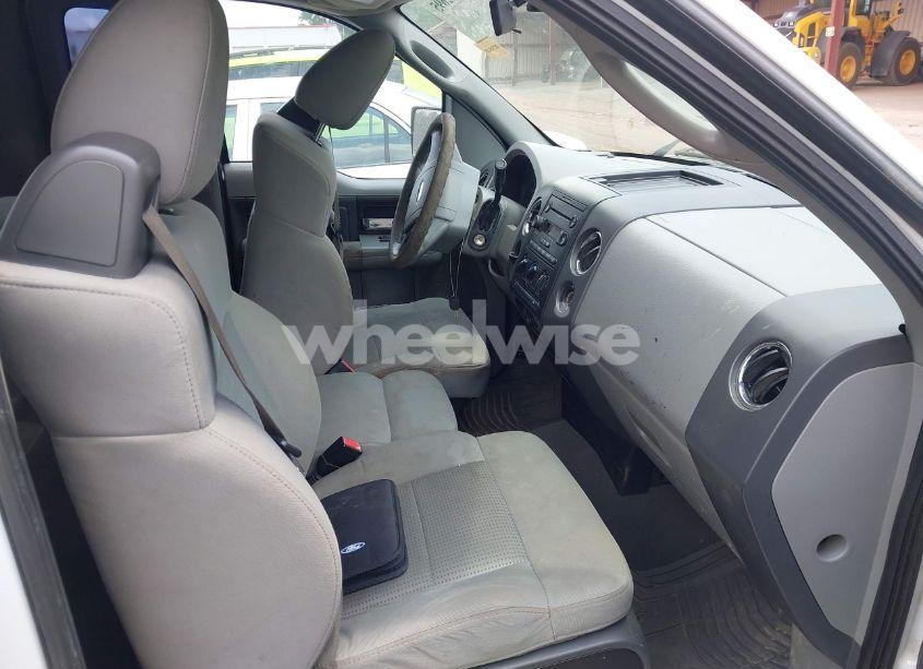 Photo 5 of 2007 Ford F-150 STX/XL/XLT (VIN 1FTRF12W17NA74098)