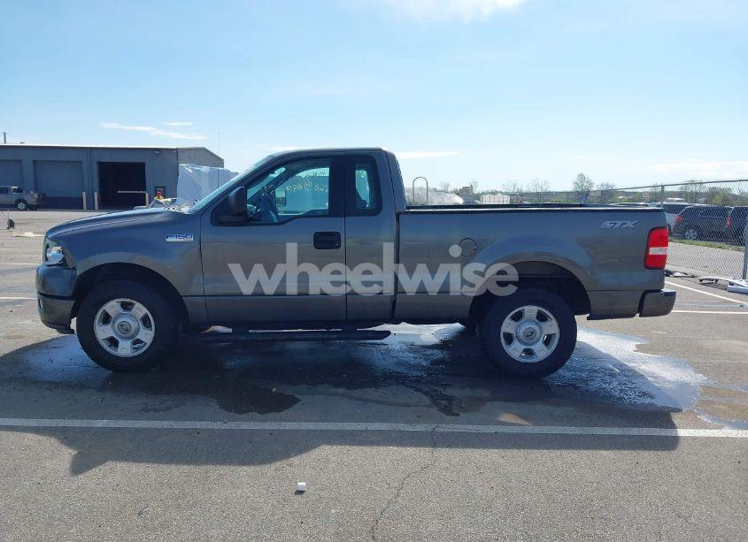 Photo 14 of 2004 Ford F-150 STX/XL/XLT (VIN 1FTRF12W24NC11903)