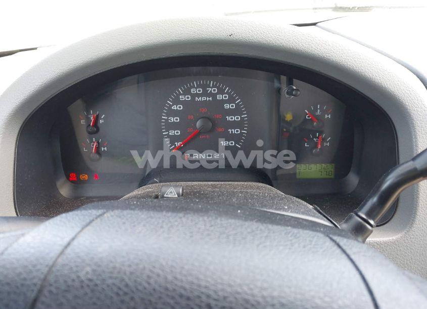 Photo 7 of 2004 Ford F-150 STX/XL/XLT (VIN 1FTRF12W24NC11903)