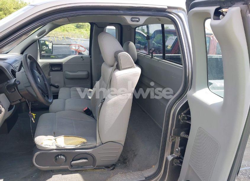 Photo 8 of 2004 Ford F-150 STX/XL/XLT (VIN 1FTRF12W24NC11903)